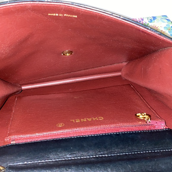 SOLD🔥🔥🔥Chanel Vintage Classic Flap Bag - Picture 13 of 17